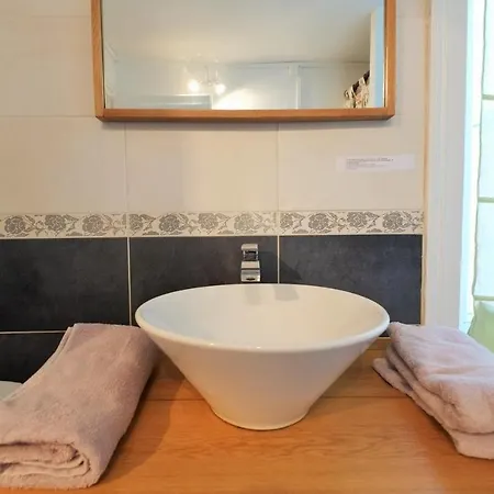 Apartment Lebeauregare Lille