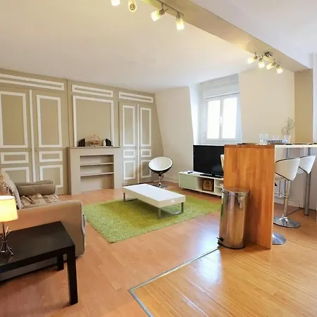 Apartment Lebeauregare *